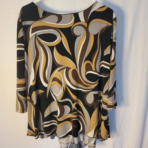 Women's Blouse by CATO. -- ITEM #1695 - Picture 3 of 3